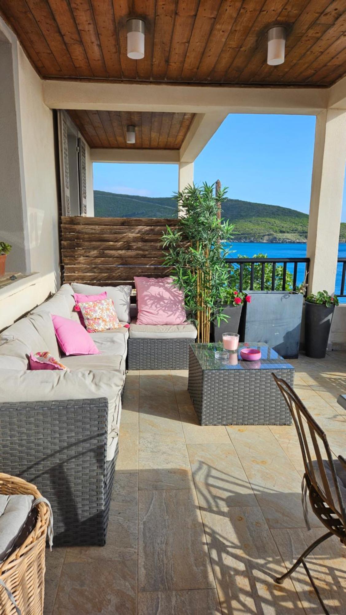 Maison Bella Vista Bed & Breakfast *